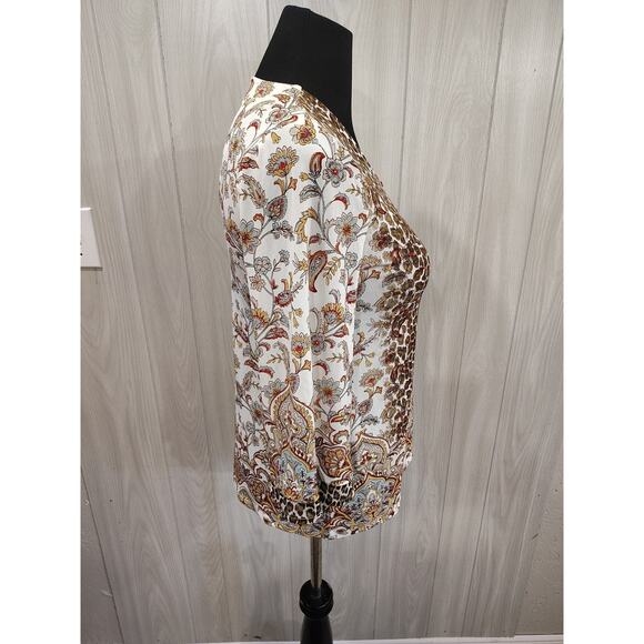Chicos Top Shirt Women's Large Beige Leopard Floral Bell Sleeve Size 0 Cottage - Picture 2 of 10